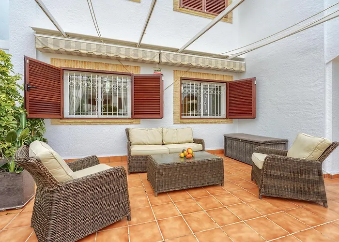 Apartment Sunny In La Mata, Azul 2