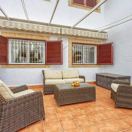 Apartment Sunny In La Mata, Azul 2